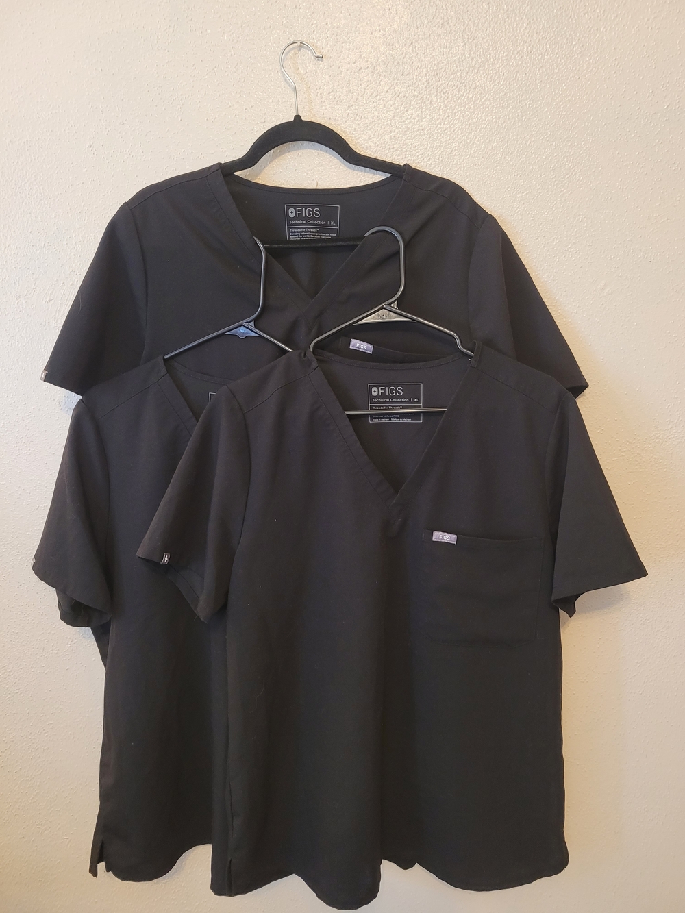 FIGS Catarina Scrub Tops Lot of 3 Black XL Technical Collection